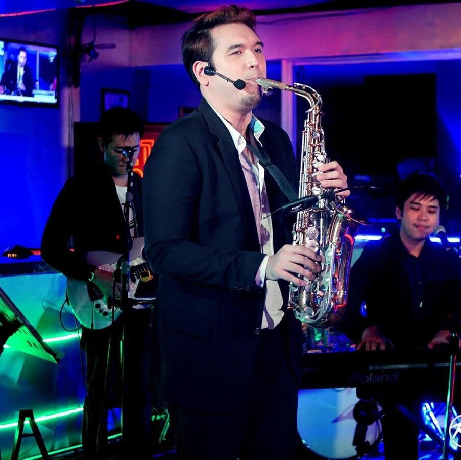 At RJTV's show: Let's Groove